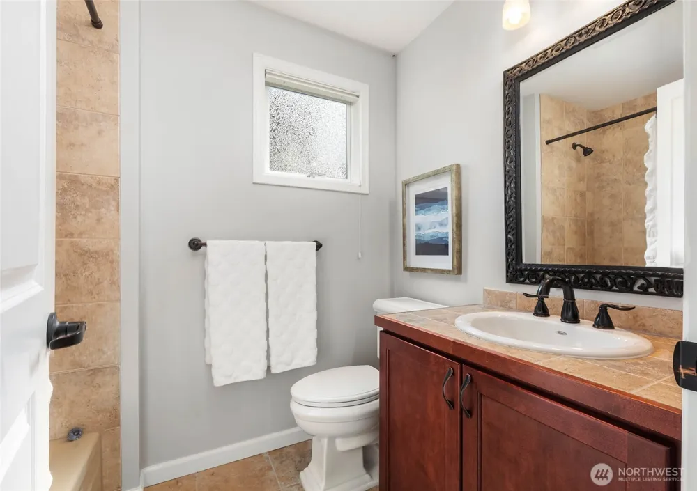 6121 NE 175th Street #C201 Kenmore, WA 98028