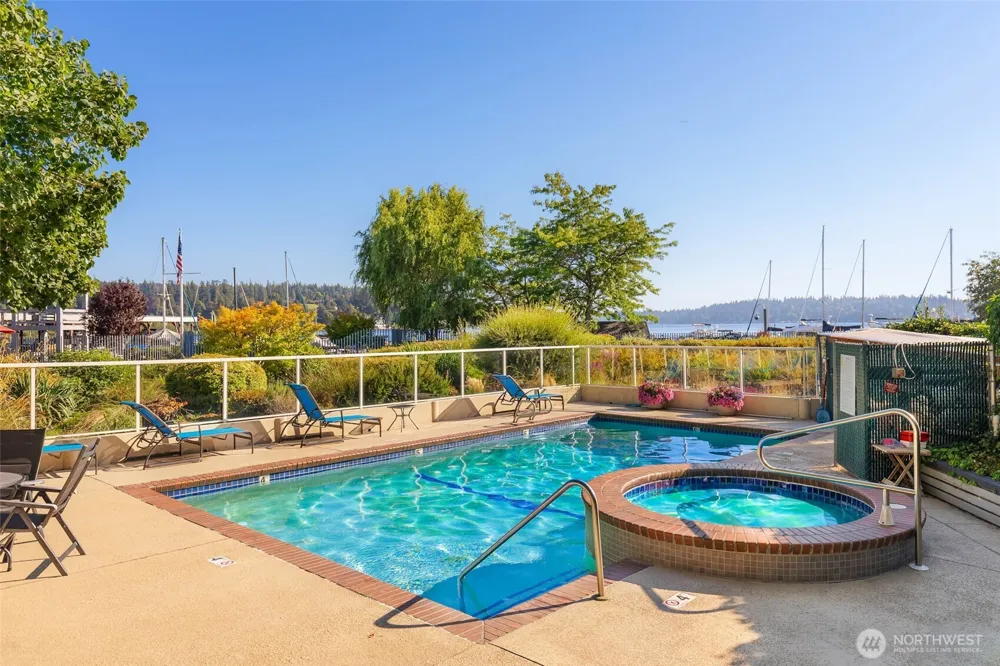 6121 NE 175th Street #C201 Kenmore, WA 98028