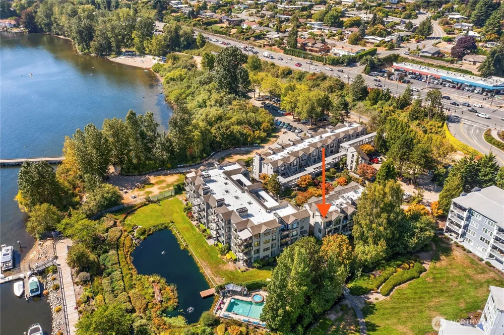 6121 NE 175th Street #C201 Kenmore, WA 98028