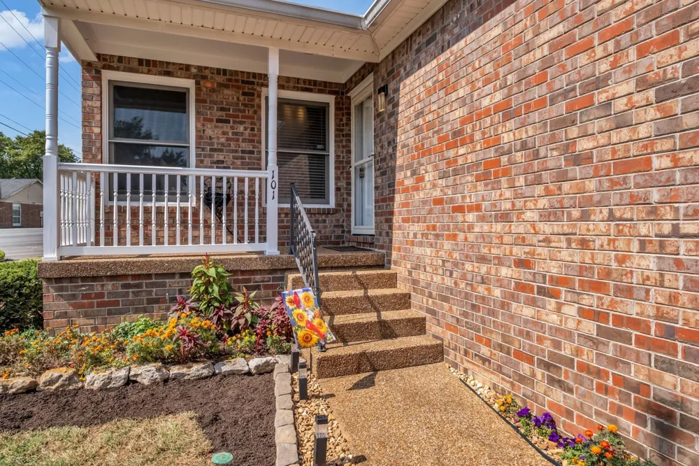 101 Sugar Maple Hendersonville, TN 37075