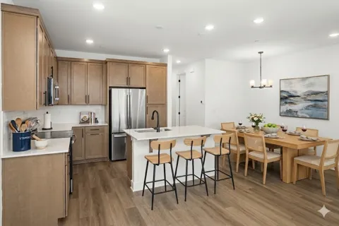 323 Lynwood Station Boulevard