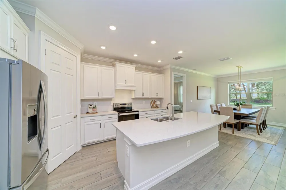 288 SOLIERA STREET Nokomis, FL 34275