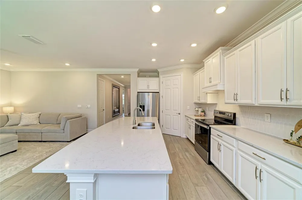 288 SOLIERA STREET Nokomis, FL 34275