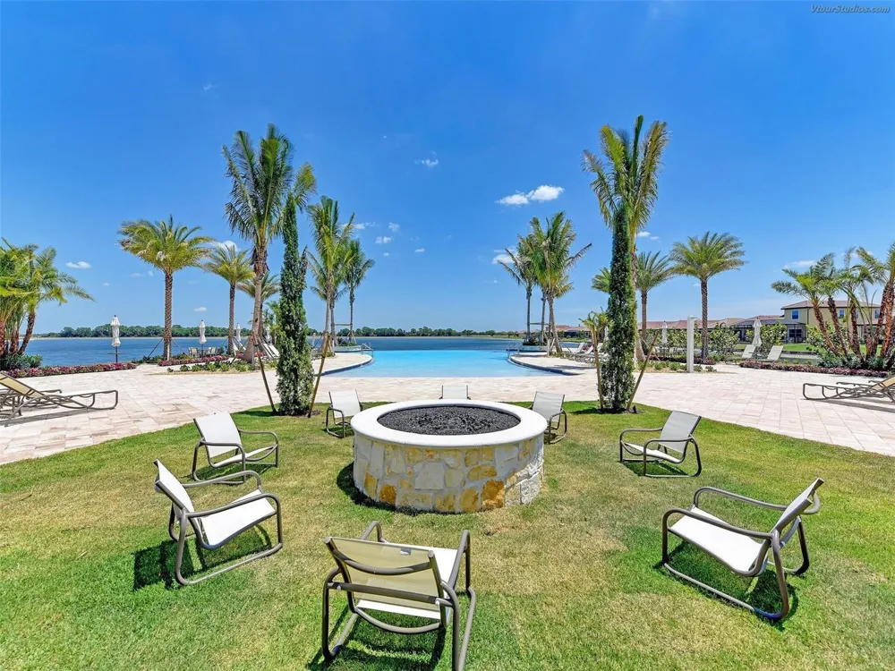 288 SOLIERA STREET Nokomis, FL 34275