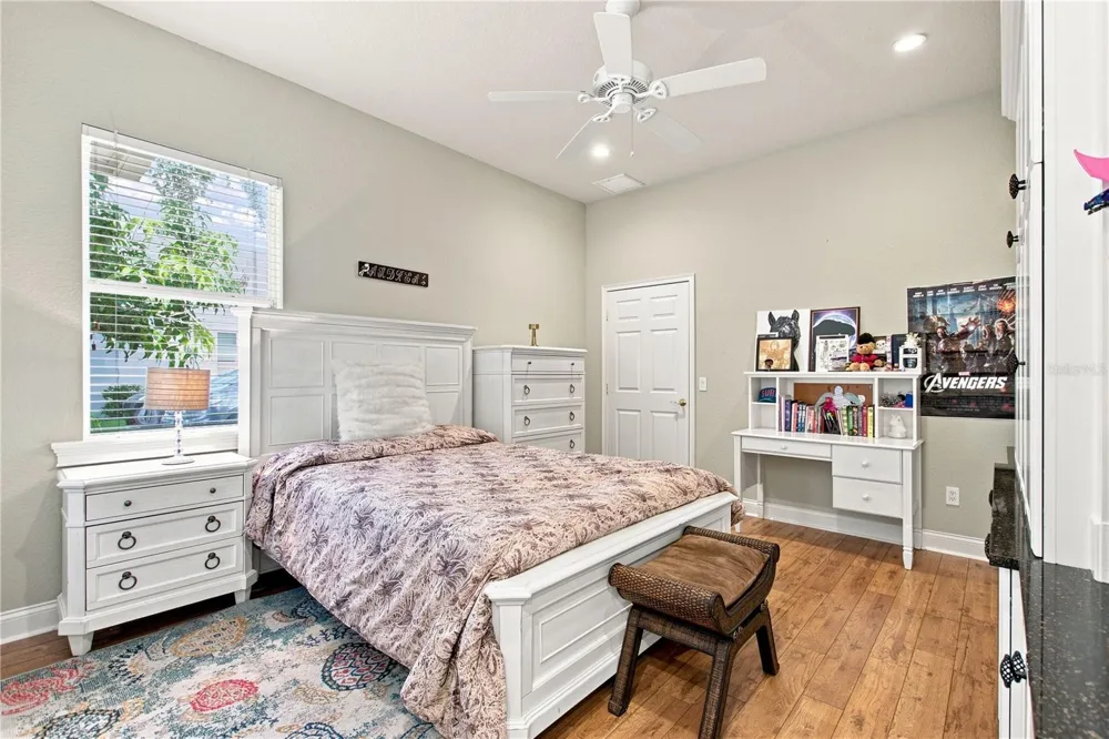 9469 WATERFORD OAKS DRIVE Winter Haven, FL 33884