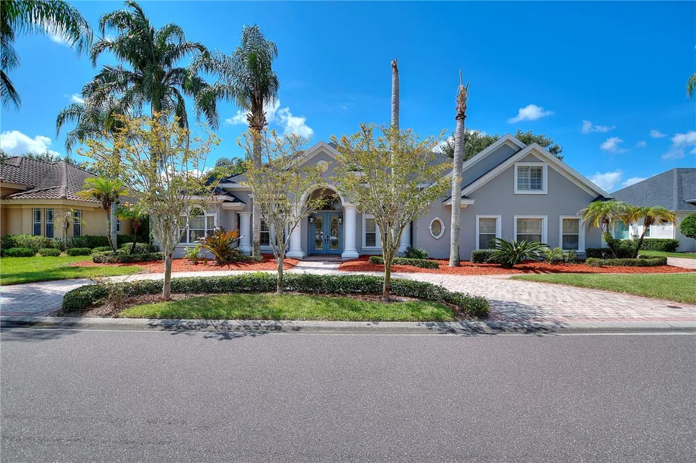 9469 WATERFORD OAKS DRIVE Winter Haven, FL 33884