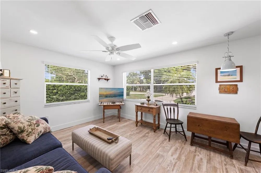 849 Beach Road Sanibel, FL 33957