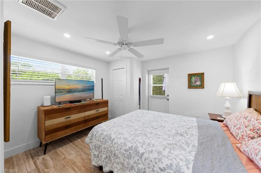 849 Beach Road Sanibel, FL 33957