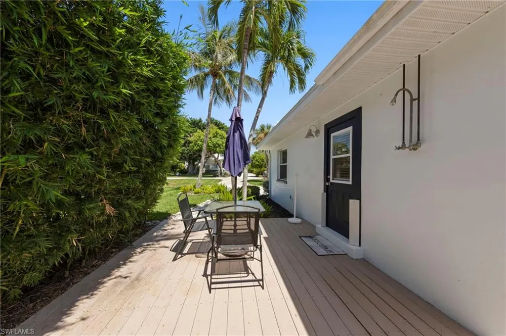 849 Beach Road Sanibel, FL 33957