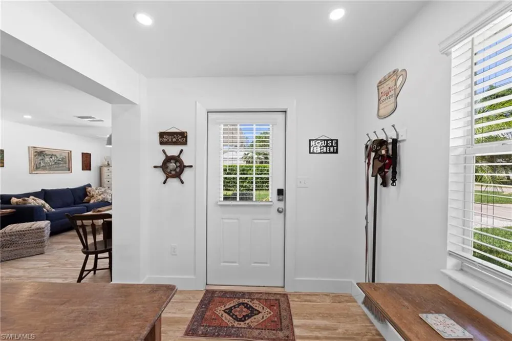 849 Beach Road Sanibel, FL 33957