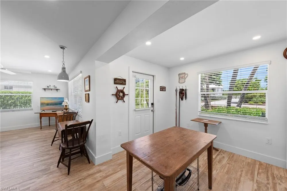 849 Beach Road Sanibel, FL 33957