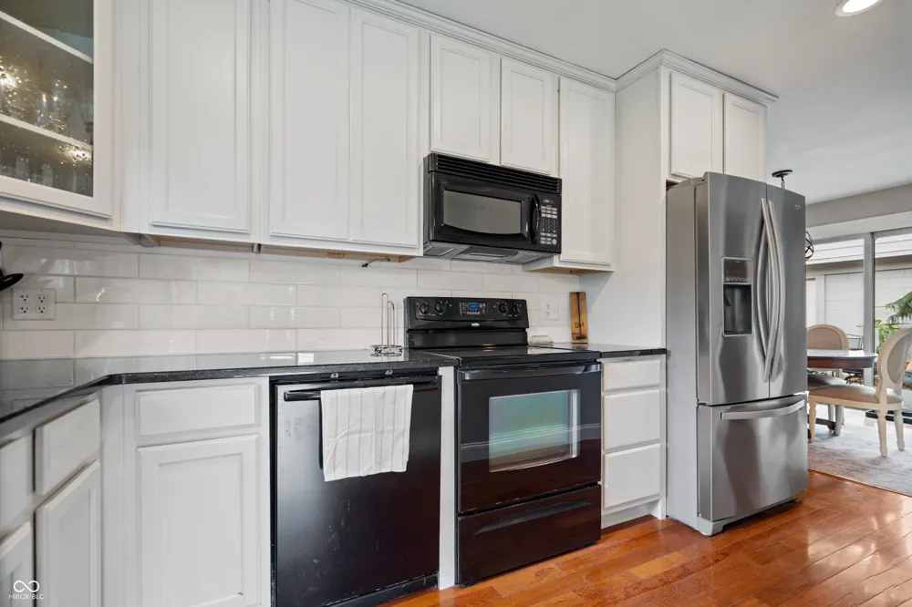 10306 New Jersey Street Carmel, IN 46280