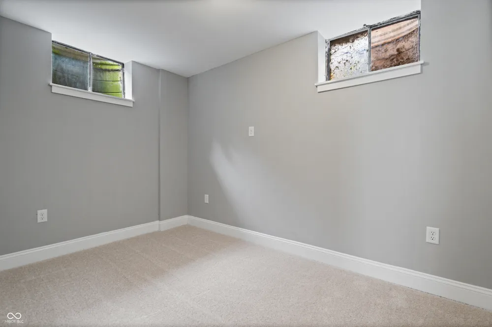10306 New Jersey Street Carmel, IN 46280