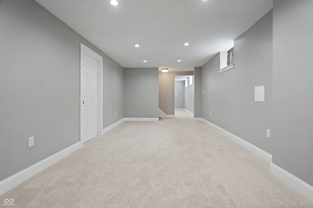 10306 New Jersey Street Carmel, IN 46280