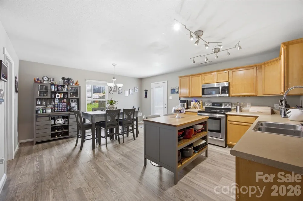 1106 Rainier Lane Gastonia, NC 28052