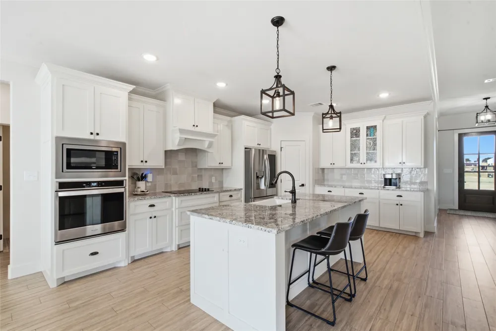 1044 Monarch Court Poolville, TX 76487
