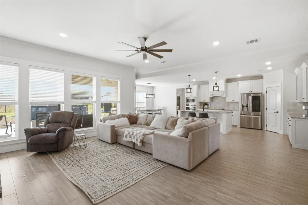 1044 Monarch Court Poolville, TX 76487