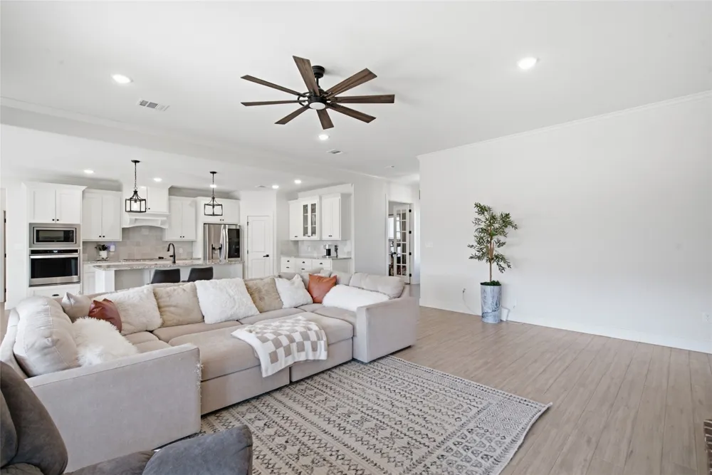 1044 Monarch Court Poolville, TX 76487
