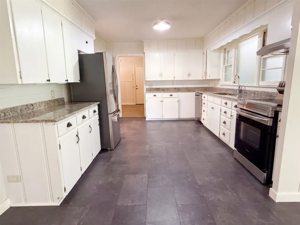 11212 Stuart Street Brownsboro, TX 75756