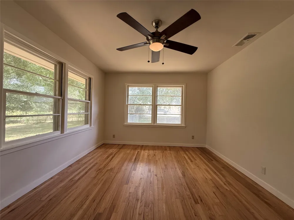 11212 Stuart Street Brownsboro, TX 75756