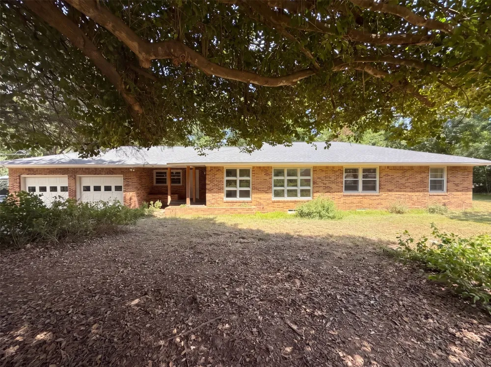 11212 Stuart Street Brownsboro, TX 75756
