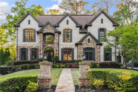1686 Montcliff Court
