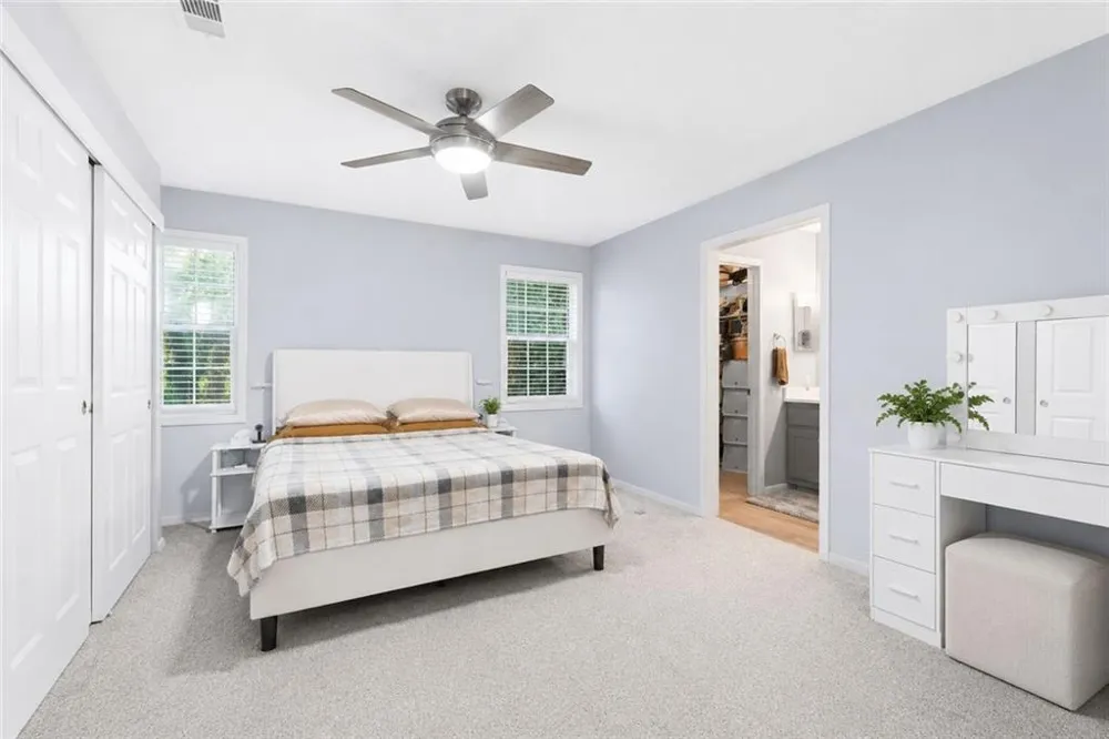 655 Anderson Walk Marietta, GA 30062