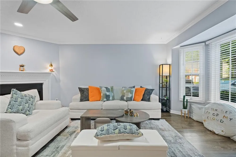 655 Anderson Walk Marietta, GA 30062