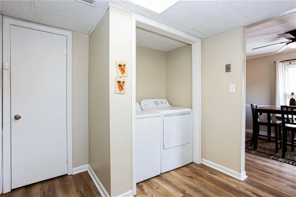 768 Longleaf Drive Lawrenceville, GA 30046