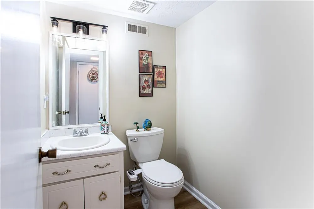 768 Longleaf Drive Lawrenceville, GA 30046