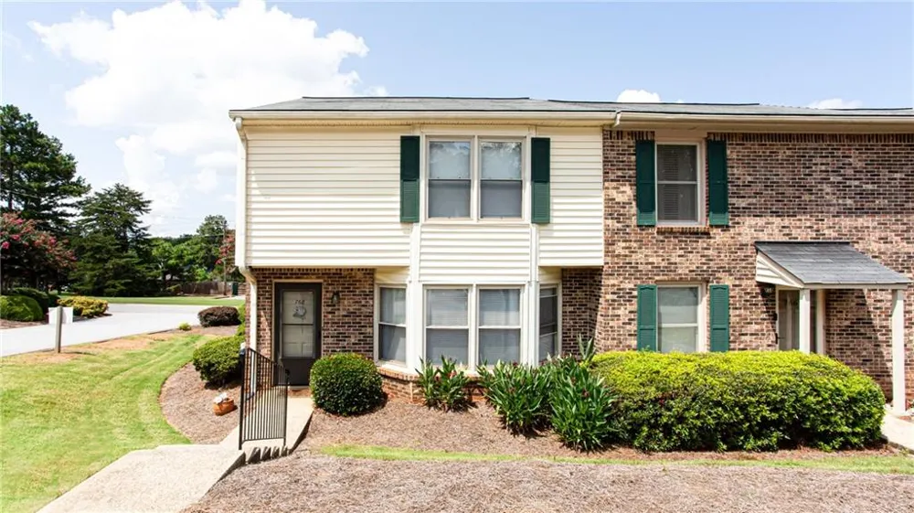 768 Longleaf Drive Lawrenceville, GA 30046
