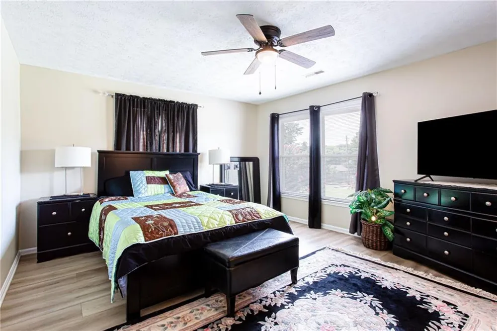 768 Longleaf Drive Lawrenceville, GA 30046