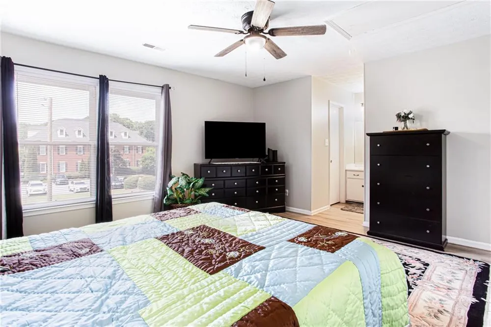 768 Longleaf Drive Lawrenceville, GA 30046