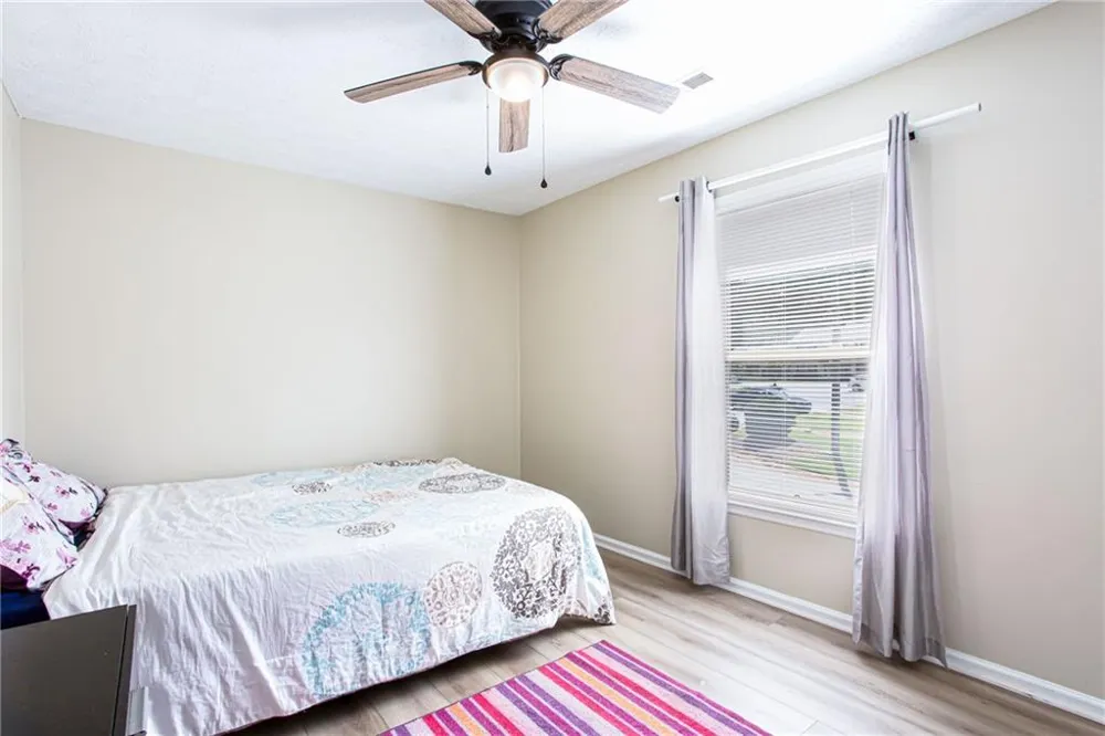 768 Longleaf Drive Lawrenceville, GA 30046
