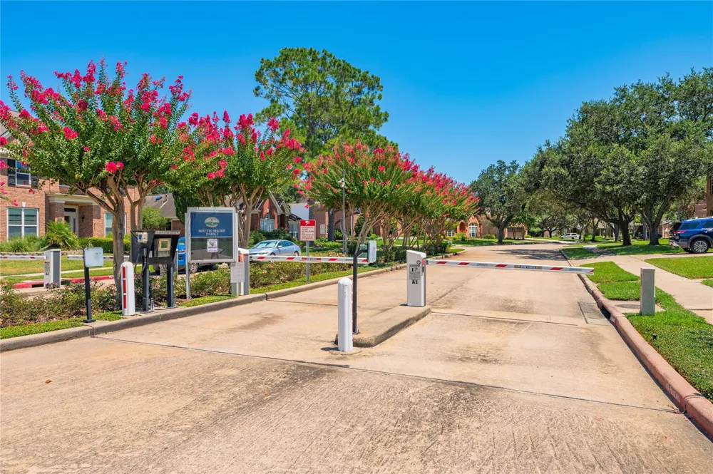 2025 Sandy Coast Circle League City, TX 77573