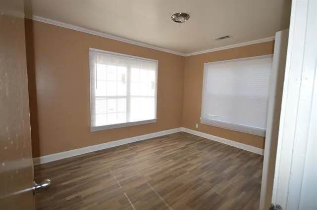 4015 Lakeshore Drive Port Arthur, TX 77642