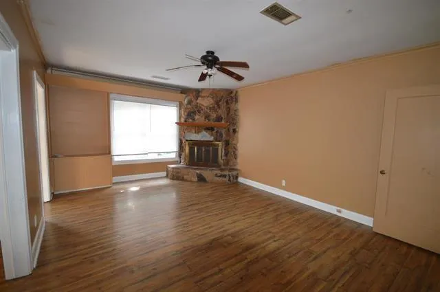4015 Lakeshore Drive Port Arthur, TX 77642