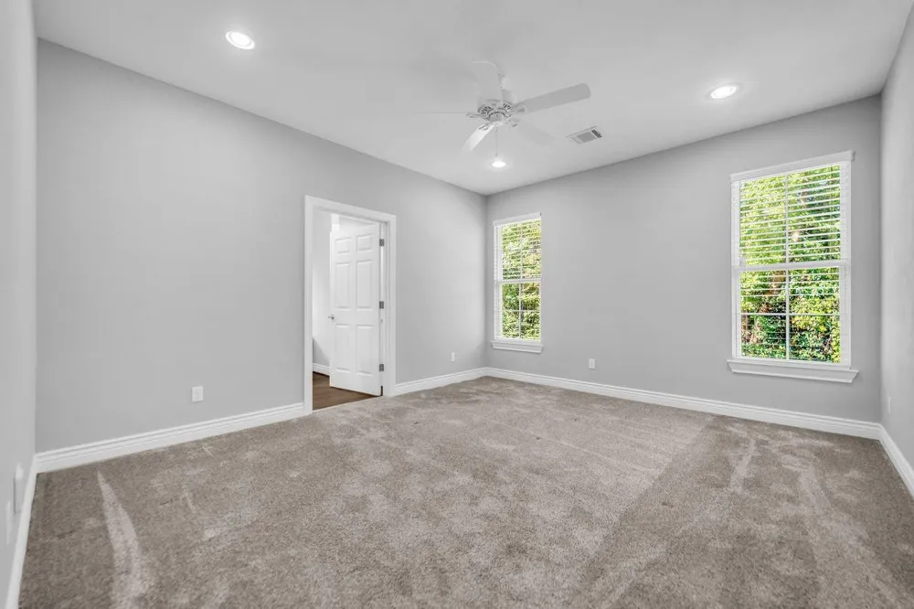 1 Hanover Lane Panorama Village, TX 77304