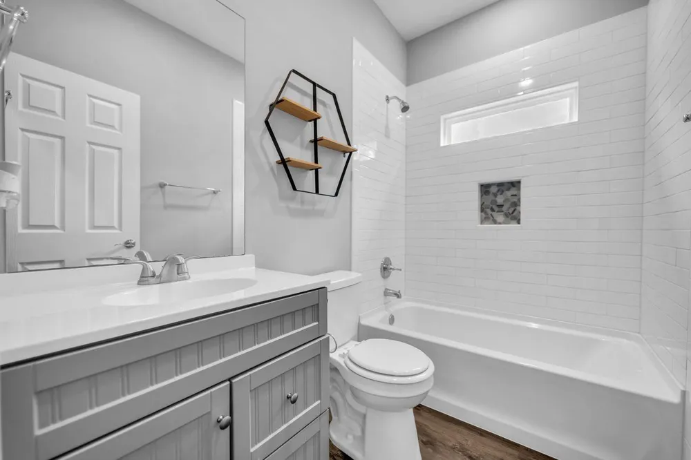 1 Hanover Lane Panorama Village, TX 77304