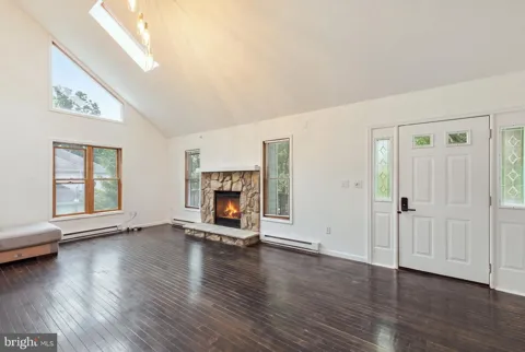1076 LANCASTER DR.