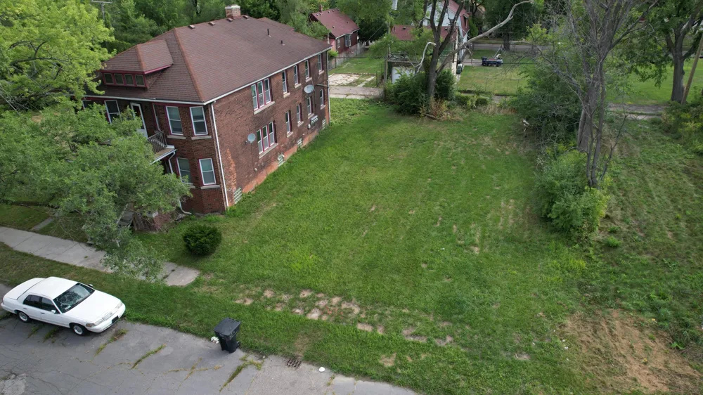 5626 Roosevelt Street Detroit, MI 48208