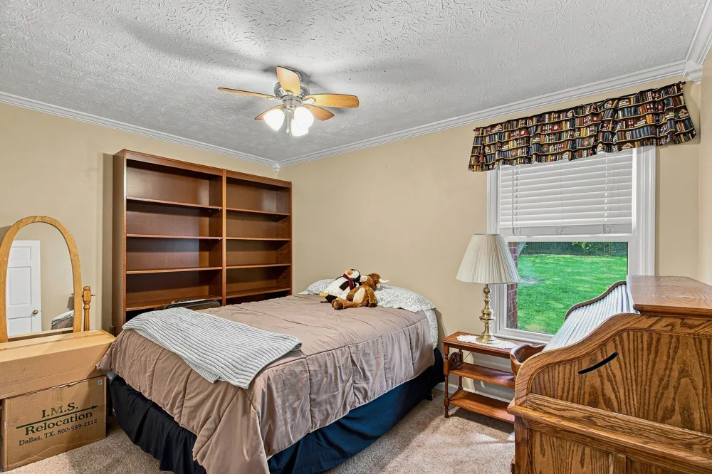 103 Glen Oak Ct W Hendersonville, TN 37075