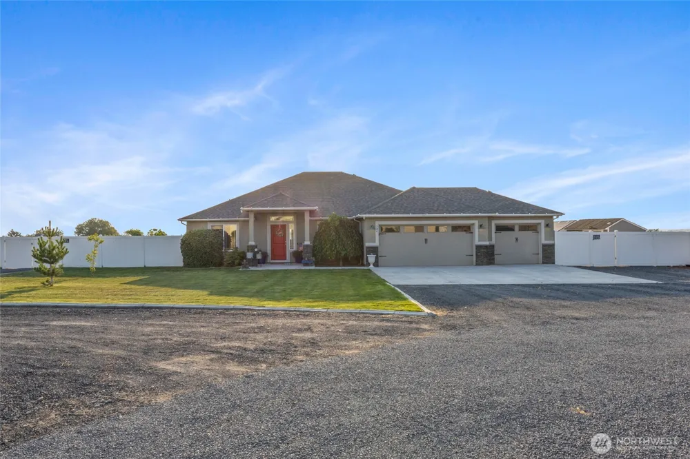 724 I.6 NE Moses Lake, WA 98837