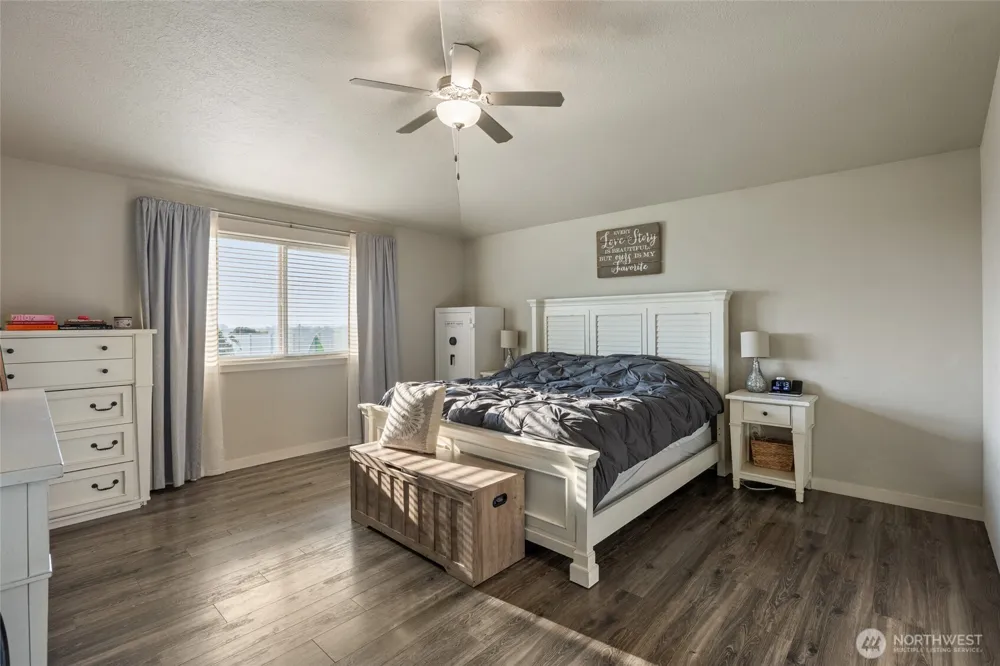724 I.6 NE Moses Lake, WA 98837