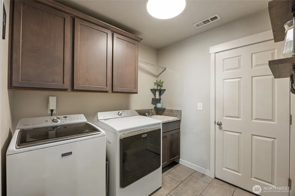 724 I.6 NE Moses Lake, WA 98837