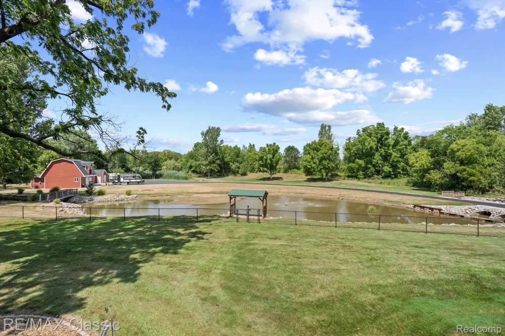 41700 W 11 Mile Road Novi City, MI 48375
