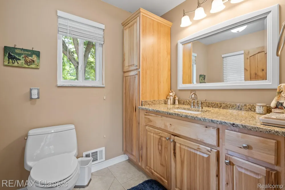 41700 W 11 Mile Road Novi City, MI 48375