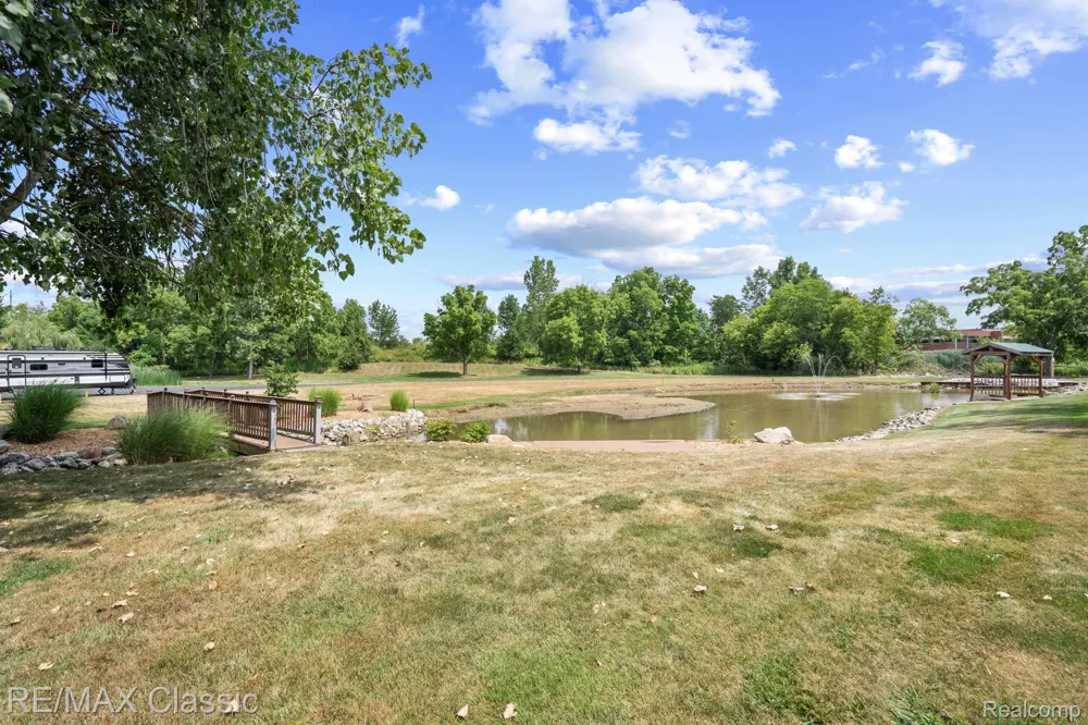 41700 W 11 Mile Road Novi City, MI 48375