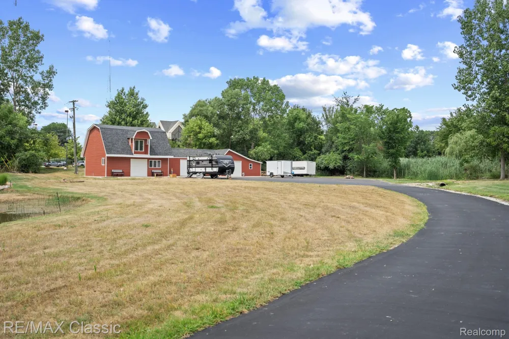 41700 W 11 Mile Road Novi City, MI 48375