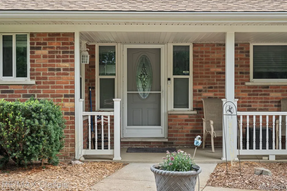 41700 W 11 Mile Road Novi City, MI 48375